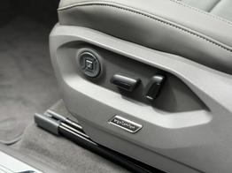 Volkswagen Touareg Elegance 3.0 V6 TDI *360°*AHK*MATRIX 