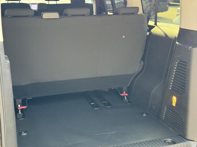 Opel Vivaro Lang 2.0 D 180 *AHK*9-SITZER*KAMERA*NAVI 