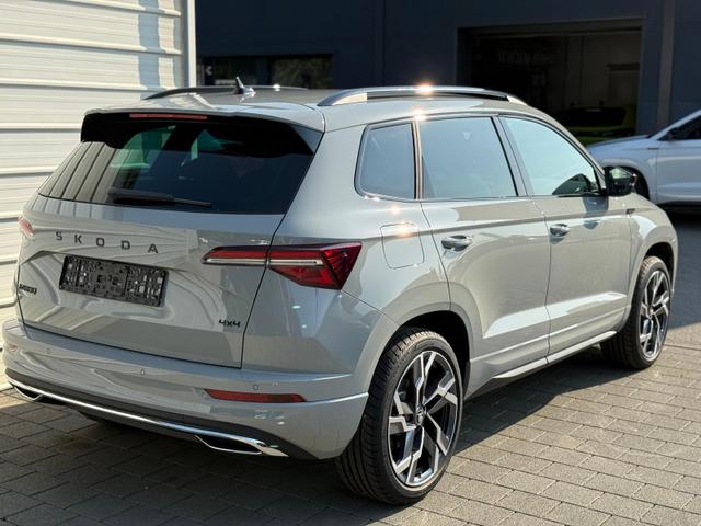 Skoda Karoq Sportline 2.0 TSI DSG 4x4 *AHK*19Zoll 