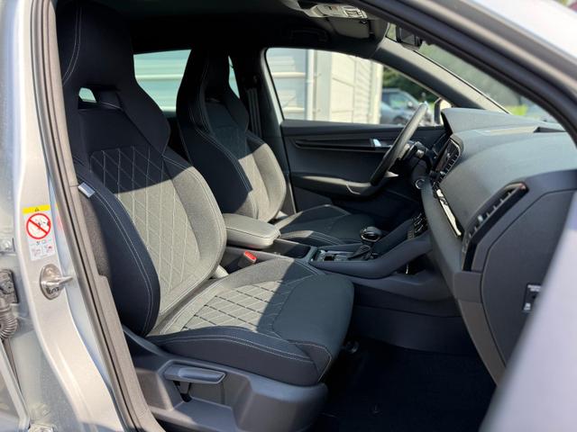 Skoda Karoq Sportline 2.0 TSI DSG 4x4 *AHK*19Zoll 