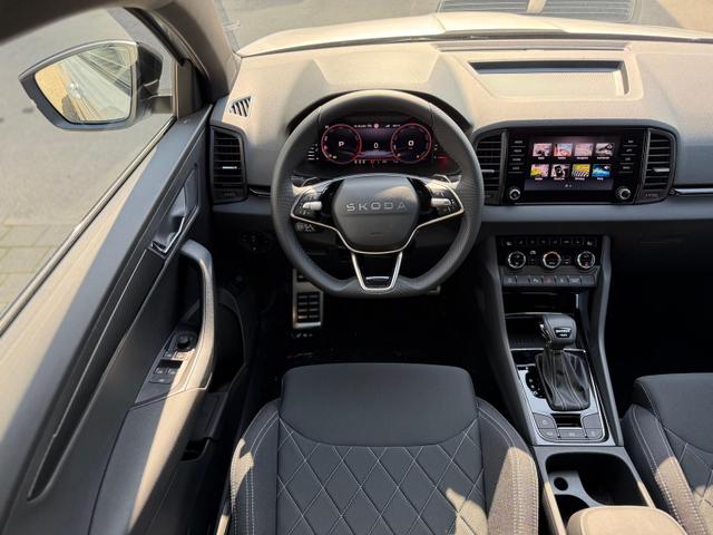 Skoda Karoq Sportline 2.0 TSI DSG 4x4 *AHK*19Zoll 
