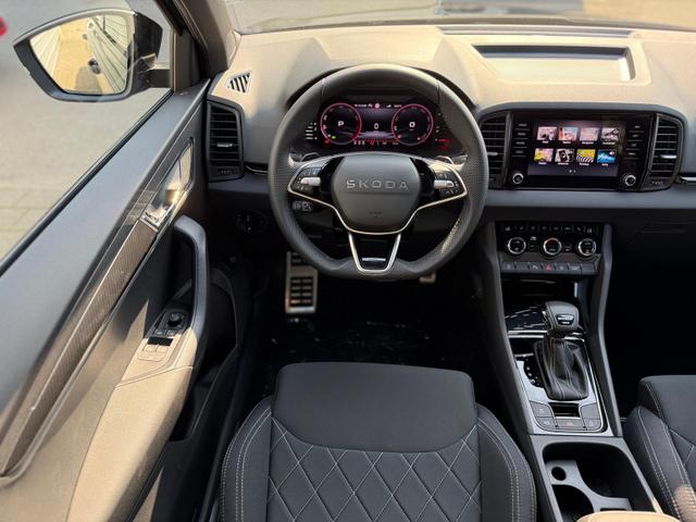 Skoda Karoq Sportline 2.0 TSI DSG 4x4 *AHK*19Zoll 