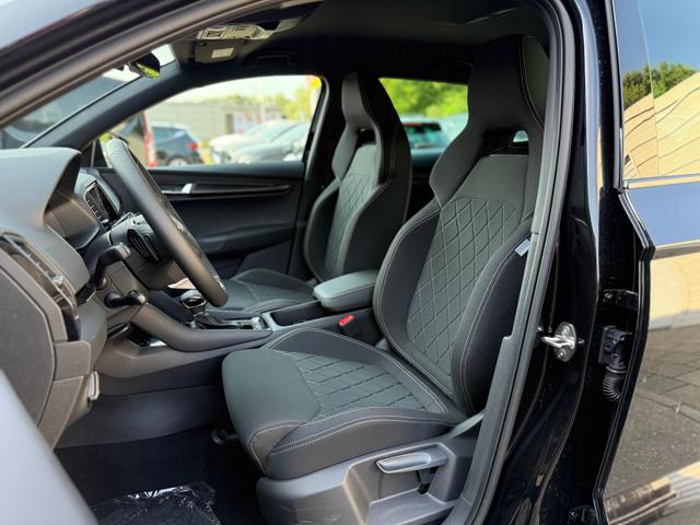 Skoda Karoq Sportline 2.0 TSI DSG 4x4 *AHK*19Zoll 