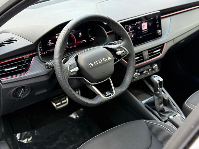 Skoda Kamiq Monte Carlo 1.5 TSI DSG *AHK*PANO*MATRIX*KAMERA 