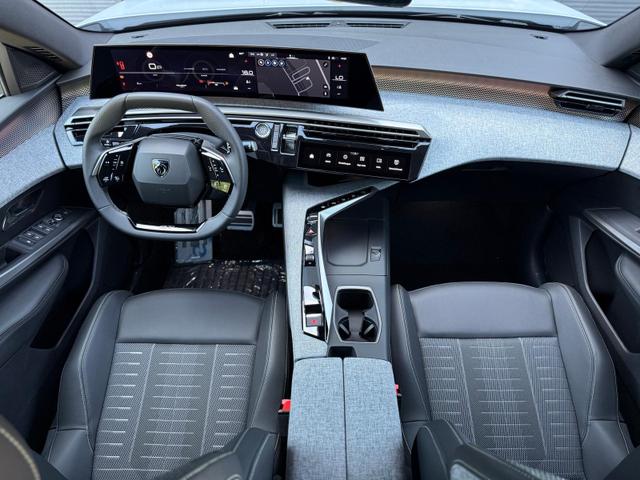 3008 GT HYBRID 145 e-DSC6 *AHK*360°*NAVI*19"*Matrix LED*Winterpak*E-Heck* 