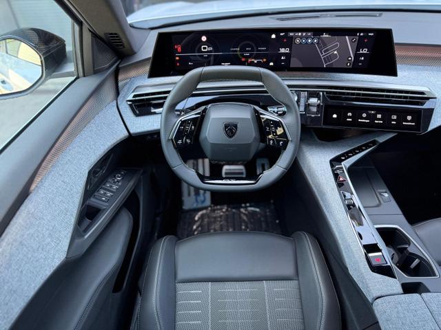 3008 GT HYBRID 145 e-DSC6 *AHK*360°*NAVI*19"*Matrix LED*Winterpak*E-Heck* 