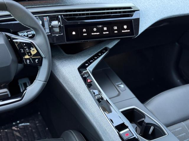 Peugeot 3008 Allure HYBRID 145 e-DSC6 *AHK*NAVI*360°*19"*LED*ACC*Winterpak* 