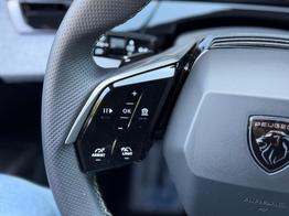 Peugeot 3008 GT HYBRID 145 e-DSC6 *AHK*360°*NAVI*19"*Matrix LED*Winterpak*E-Heck* 