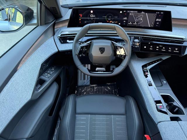 3008 GT HYBRID 145 e-DSC6 *AHK*360°*NAVI*19"*Matrix LED*Winterpak*E-Heck* 