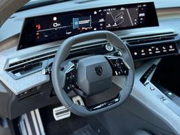 Peugeot 3008 GT HYBRID 145 e-DSC6 *AHK*360°*NAVI*19"*Matrix LED*Winterpak*E-Heck* 