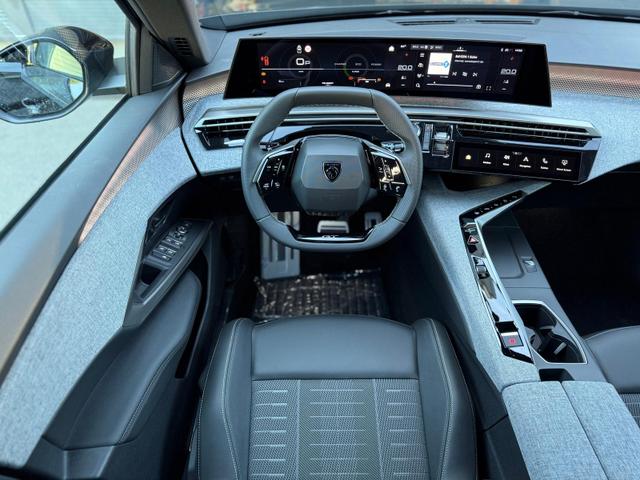 3008 GT HYBRID 145 e-DSC6 *AHK*360°*NAVI*19"*Matrix LED*Winterpak*E-Heck* 