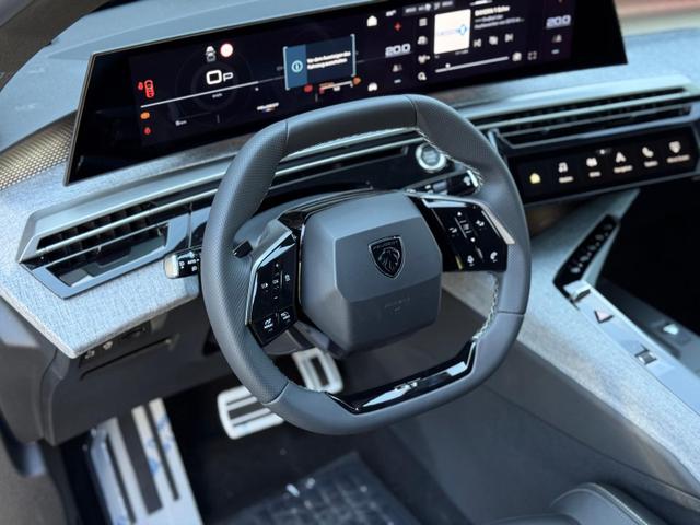 3008 GT HYBRID 145 e-DSC6 *AHK*360°*NAVI*19"*Matrix LED*Winterpak*E-Heck* 