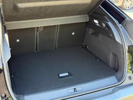 Peugeot 3008 GT HYBRID 145 e-DSC6 *AHK*360°*NAVI*19"*Matrix LED*Winterpak*E-Heck* 