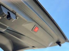 Peugeot 3008 GT HYBRID 145 e-DSC6 *AHK*360°*NAVI*19"*Matrix LED*Winterpak*E-Heck* 