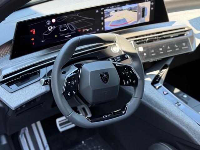 Peugeot 3008 GT HYBRID 145 e-DSC6 *AHK*360°*NAVI*19"*Matrix LED*Winterpak*E-Heck* 