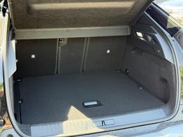 Peugeot 3008 Allure HYBRID 145 e-DSC6 *AHK*NAVI*360°*19"*LED*ACC*Winterpak* 