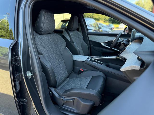 Peugeot 3008 Allure HYBRID 145 e-DSC6 *AHK*NAVI*360°*19"*LED*ACC*Winterpak* 