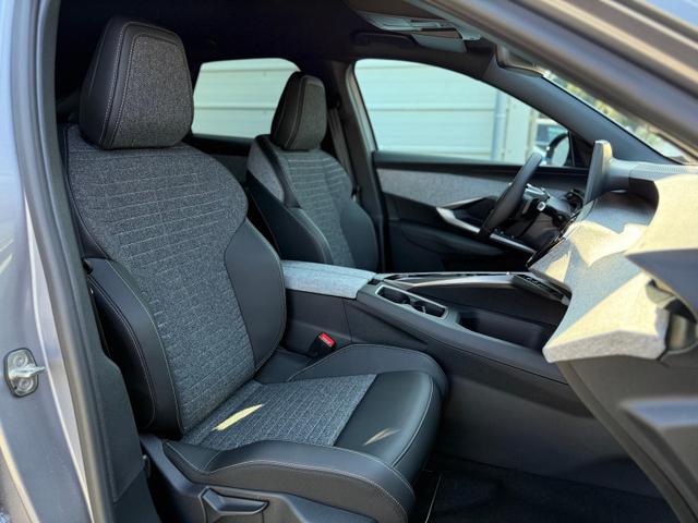 Peugeot 3008 Allure HYBRID 145 e-DSC6 *AHK*NAVI*360°*19"*LED*ACC*Winterpak* 