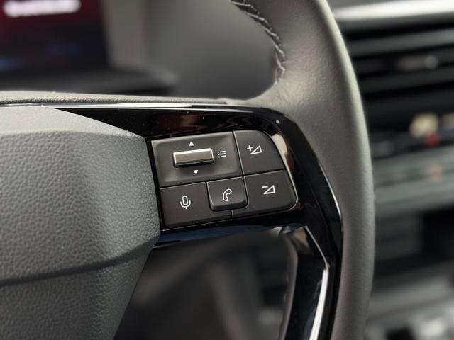 Peugeot Traveller Premium L3 180 BHDI EAT8 *ACC*Navi*180°*AHK 