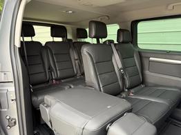 Peugeot Traveller Premium L3 180 BHDI EAT8 *ACC*Navi*180°*AHK 
