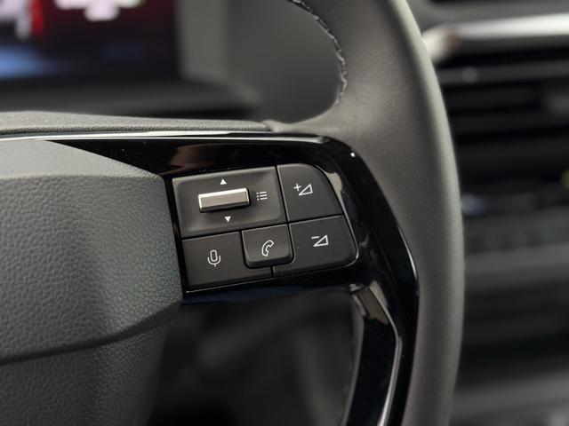 Peugeot Traveller Premium L3 180 BHDI EAT8 *ACC*Navi*180°*AHK 