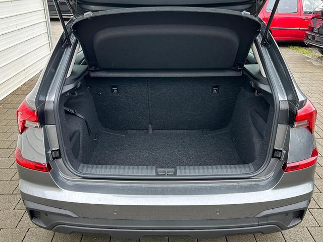 Skoda Kamiq Essence 1.0 TSI DSG *AHK*SHZ*SmartLink*LED 