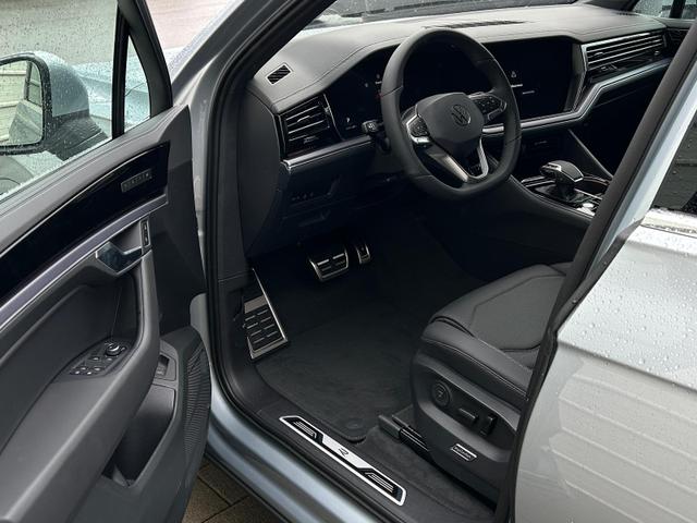 Volkswagen Touareg Elegance R-Line 3.0 V6 TDI *360°*AHK*MATRIX 
