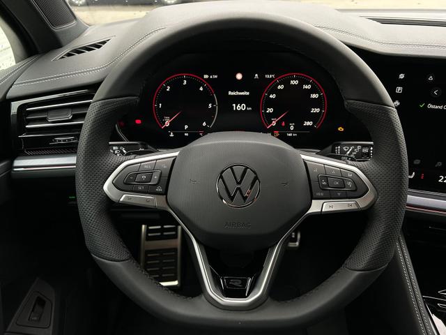 Volkswagen Touareg Elegance R-Line 3.0 V6 TDI *360°*AHK*MATRIX 