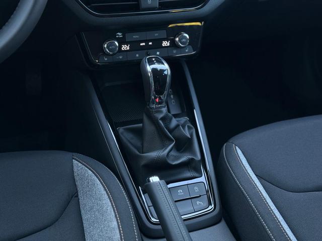 Skoda Kamiq Selection 1.0 TSI DSG Android Auto*SHZ*Kamera*Keyless*2Z Klimaauto* 