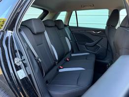 Skoda Kamiq Selection 1.0 TSI DSG AHK*Matrix*Android Auto*SHZ*Kamera*Keyless*2Z Klimaauto* 