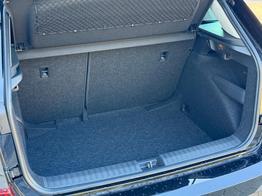 Skoda Kamiq Selection 1.0 TSI DSG AHK*Matrix*Android Auto*SHZ*Kamera*Keyless*2Z Klimaauto* 