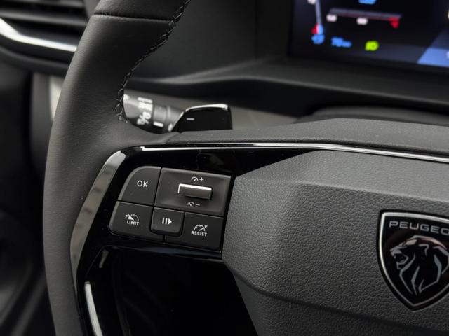 Peugeot Traveller Premium L3 180 BHDI *GLASDACH*NAVI*KAMERA*AHK 