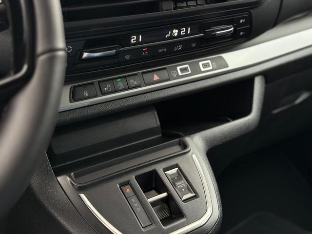 Peugeot Traveller Premium L3 180 BHDI *NAVI*KAMERA*AHK 