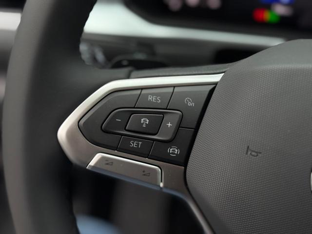 Volkswagen T-Roc Life 1.5 TSI DSG AHK*Android Auto*R2D*SHZ*Keyless*Kamera*17"*ParkAsst*2Z Klimaauto 