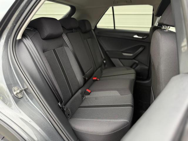 Volkswagen T-Roc Life 1.5 TSI DSG AHK*Android Auto*R2D*SHZ*Keyless*Kamera*17"*ParkAsst*2Z Klimaauto 