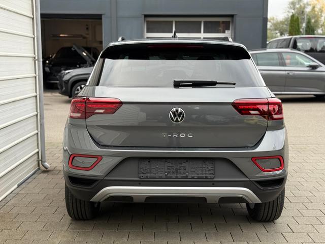 Volkswagen T-Roc Life 1.5 TSI DSG AHK*Android Auto*R2D*SHZ*Keyless*Kamera*17"*ParkAsst*2Z Klimaauto 