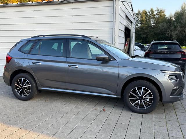 Skoda Kamiq Selection 1.0 TSI DSG AHK*Alu*8tfach*SHZ*Kamera*Keyless*2Z Klimaauto* 