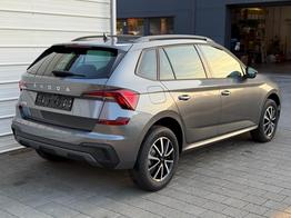 Skoda Kamiq Selection 1.0 TSI DSG AHK*Alu*8tfach*Matrix*SHZ*Kamera*Keyless*2Z Klimaauto* 