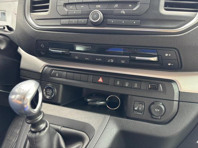 Toyota Proace Verso (Verso) L2 *Standheizung*8-fach*9-Sitzer* 