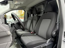 Volkswagen T7 Kastenwagen Transporter L1 2.0 TDI *Kamera*AHK*Android Auto*PDC*Klima* 