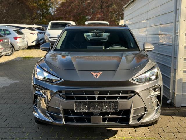 Cupra Terramar VZ 2.0 TSI 265 PS DSG 4x4 AHK*Navi*Pano*20"*HD-Matrix*BlindSpot*Sennheiser*DRIVE Pak*SHZ* 