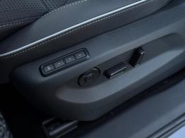 Skoda Kodiaq Sportline 2.0 TDI DSG 4x4 AHK*NAVI*SHZ*Matrix*360°*IPA*Keyless*Canton 