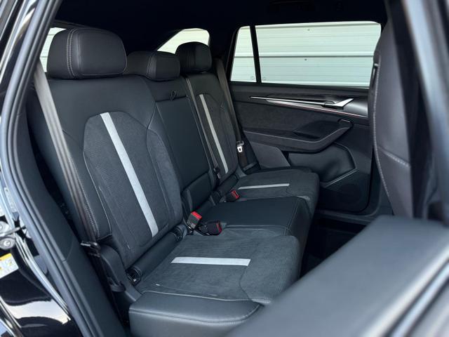 Skoda Kodiaq Sportline 2.0 TDI DSG 4x4 AHK*NAVI*SHZ*Matrix*360°*IPA*Keyless*Canton 