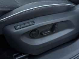 Skoda Kodiaq Sportline 2.0 TDI DSG 4x4 AHK*NAVI*SHZ*Matrix*360°*IPA*Keyless*Canton 