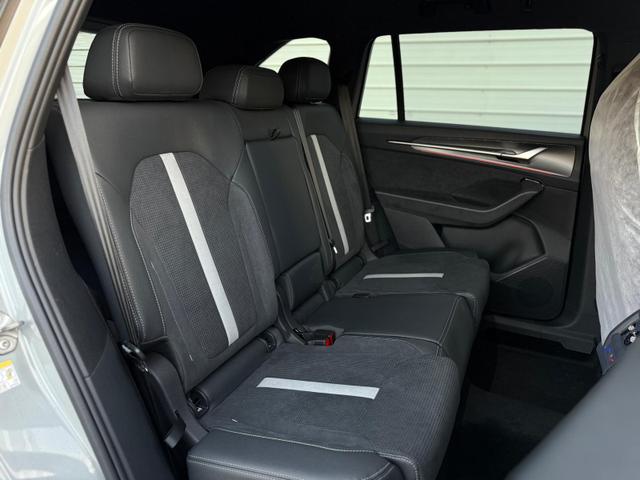 Skoda Kodiaq Sportline 2.0 TDI DSG 4x4 AHK*NAVI*SHZ*Matrix*360°*IPA*Keyless*Canton 