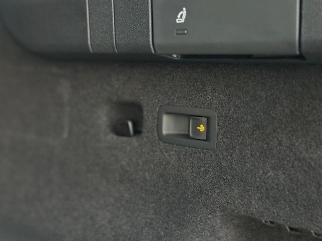 Skoda Kodiaq Sportline 2.0 TDI DSG 4x4 AHK*NAVI*SHZ*Matrix*360°*IPA*Keyless*Canton 