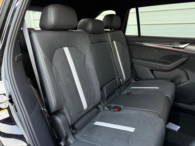 Kodiaq Sportline 2.0 TDI DSG 4x4 7Sitzer*AHK*NAVI*SHZ*Matrix*360°*IPA*Keyless*Canton 