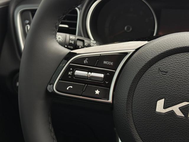 Kia XCeed Silver 1.6 T-GDi DCT Navi*Android Auto*SHZ*Kamera*Klima*LED 