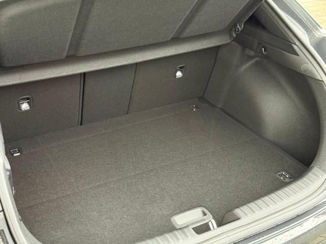 Kia XCeed Gold 1.6 T-GDi DCT Navi*Android Auto*Teilleder*ACC*Klimaauto*SHZ*Kamera*PrivacyGlas*LED 