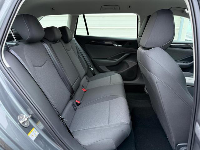 Volkswagen Passat Variant City 1.5 eTSI DSG AHK*Android Auto*SHZ*Kamera*5J Garant*SideAsst*2Z Klimaauto* 